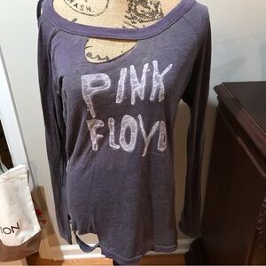 ▪️VINTAGE CHASER Pink Floyd Distressed Tee